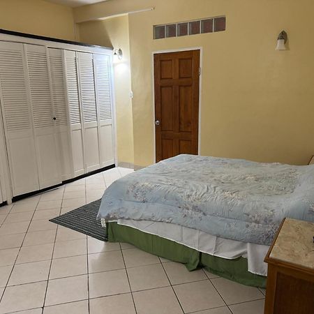 Anne Marie Villas Castries Luaran gambar