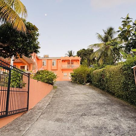 Anne Marie Villas Castries Luaran gambar